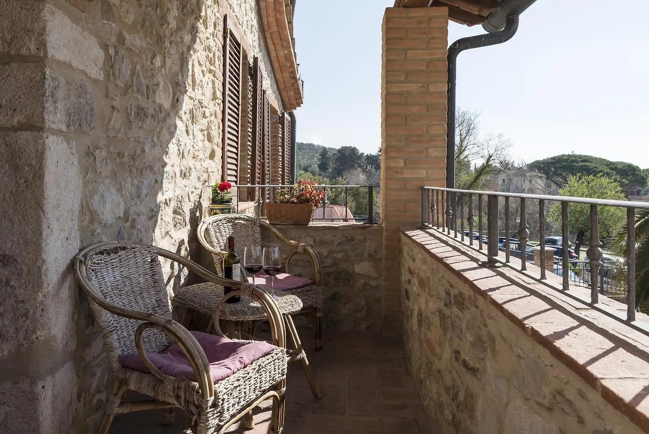 Bed & Breakfast Suvereto 3*,  Italy